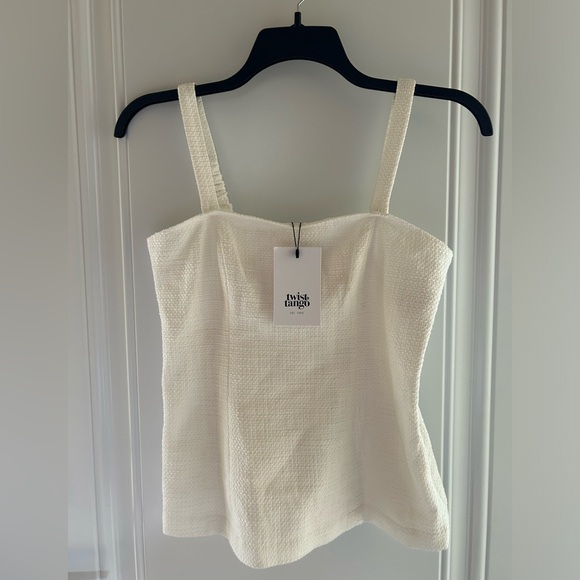 Twist $ Tango White Sleeveless Top in Size 38 - Picture 2 of 4